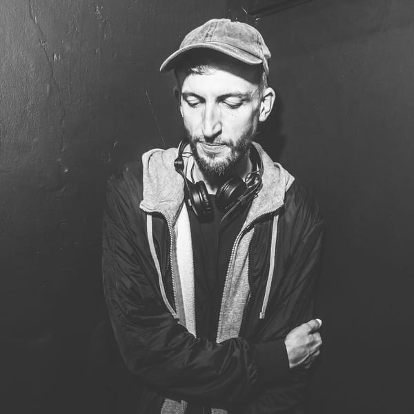 Niall Martin Announced as Guest for DAB